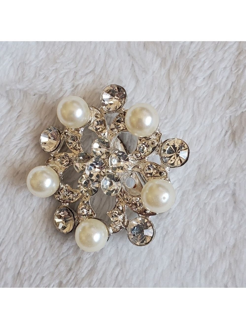 Faux Pearl Rhinestone Brooch Pin